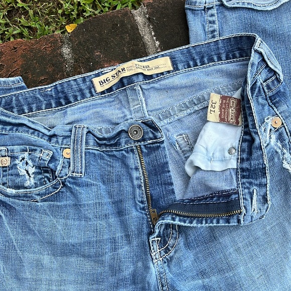 Big Star regular Bootcut "Pioneer" distressed Jeans size 32L - Picture 4 of 7